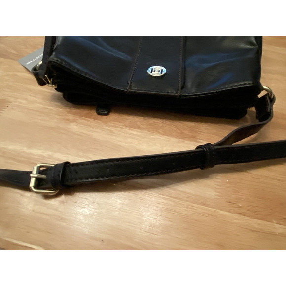 Liz Claiborne Black LC Heritage Small XB Crossbody Purse, Classic Leather, NEW - Picture 8 of 13